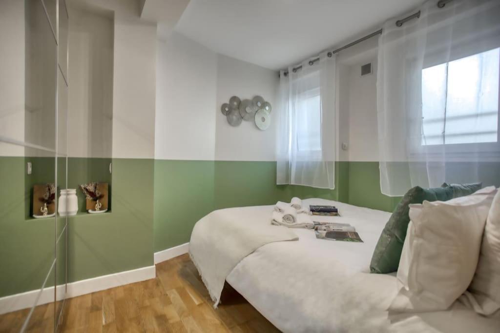 Amazing Apart New Bastille 3 Bedrooms 2 Bathrooms Paris Exterior photo